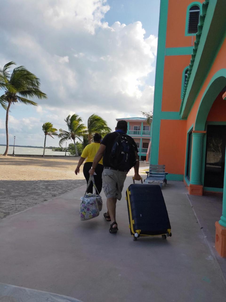 Sunshine View Hotel And Restaurant Corozal Town Esterno foto
